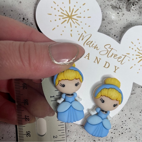 Earrings Disney Cinderella Princess Hypoallergenic Stainless Steel - Picture 2 of 2